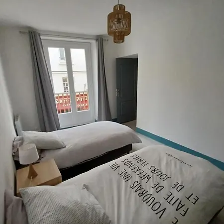 Au Coeur Du Cville-calme Avec Balcon